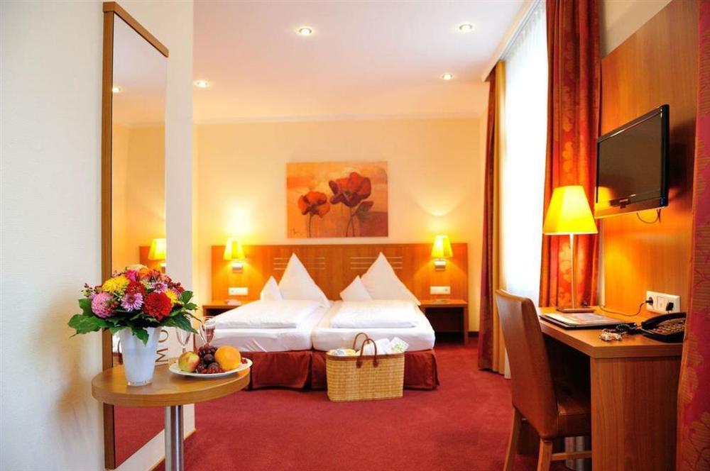 Hotel Vis A Vis Lindau  Szoba fotó