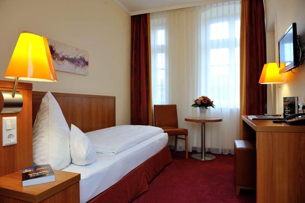 Hotel Vis A Vis Lindau  Kültér fotó